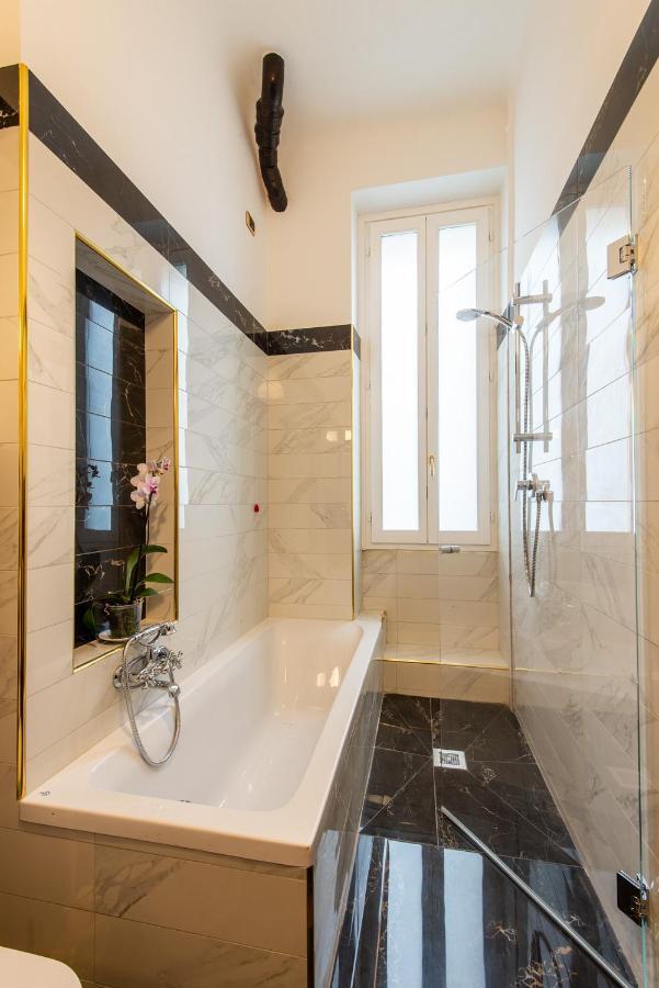 Apartmán Elegante Casa Liberty Milán Exteriér fotografie