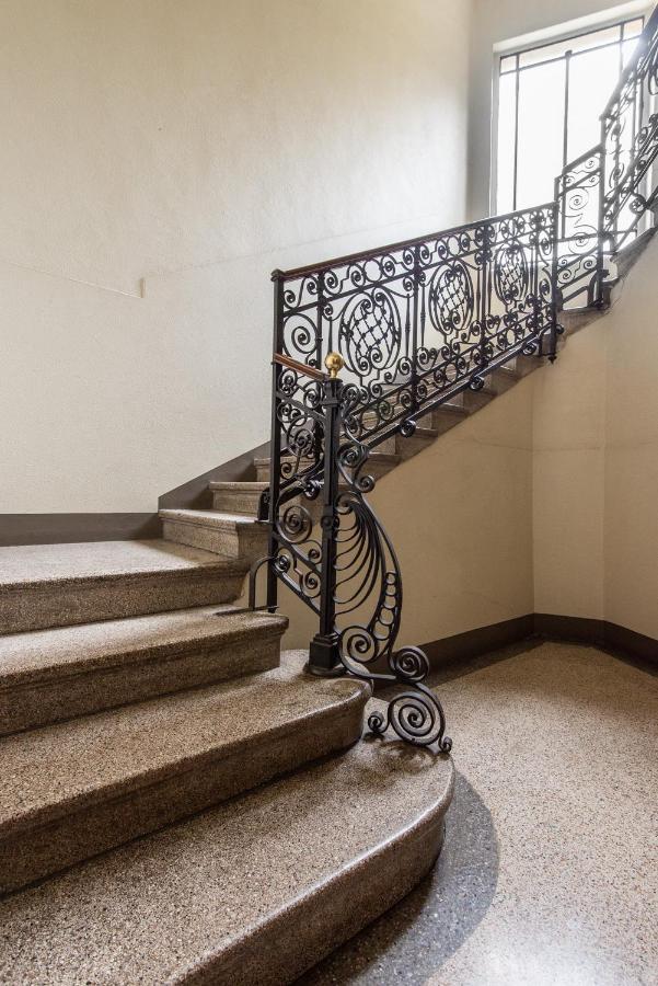 Apartmán Elegante Casa Liberty Milán Exteriér fotografie