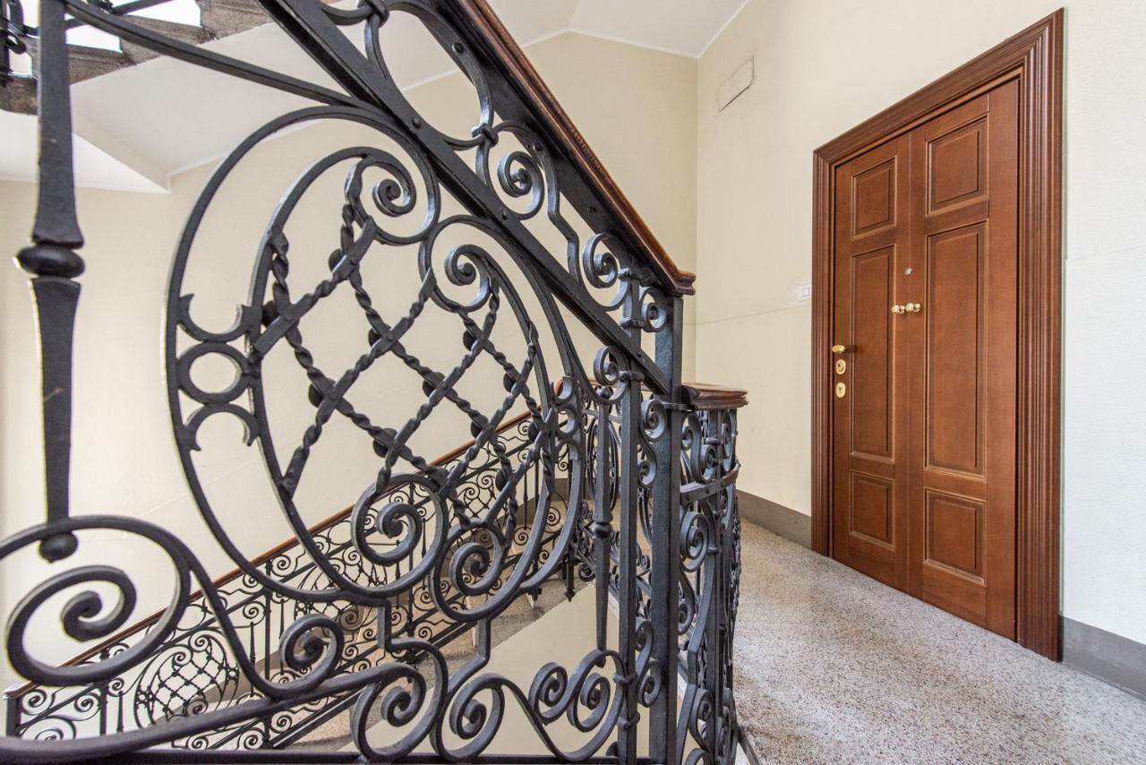 Apartmán Elegante Casa Liberty Milán Exteriér fotografie